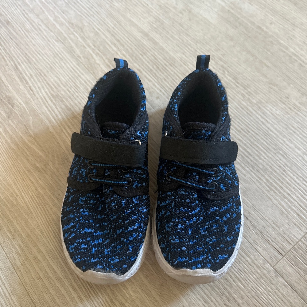 Kids shoes